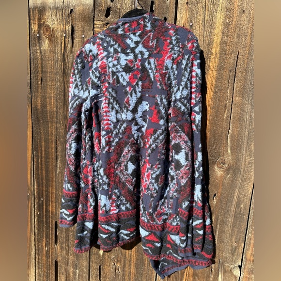 Lucky Brand Red Blue Floral Detail Cardigan Sweater with Long Sleeves - Picture 2 of 9